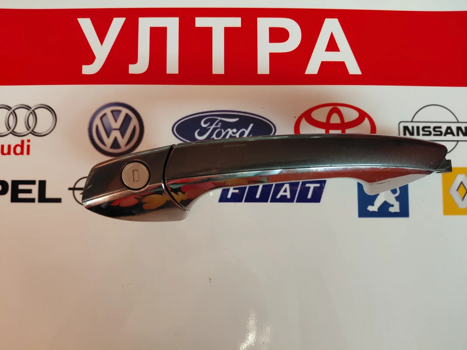 A2047661925 Външна дръжка за Mercedes-Benz CLS  W218, снимка 2 - Части - 56007051