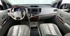 Toyota Sienna 3.5 бензин! Става на газ! Екзекютив!, снимка 4