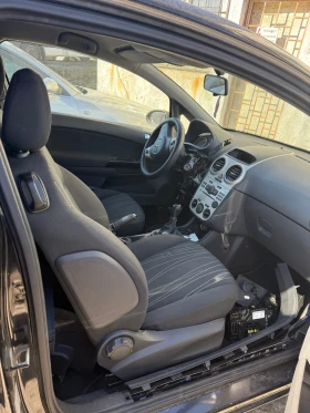 Opel Corsa 1.0i Климатик, снимка 9