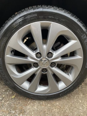 Toyota Auris 1.6 Executive  АВТОМАТИК  - 13700 лв. / 7004.70 € - 65164117 8