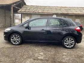 ����� �� �������� �� Toyota Auris 1.6 Executive  ��������� 