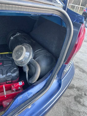 Renault Megane Coach  - 1100 € / 2151.41 лв. - 18206435 6