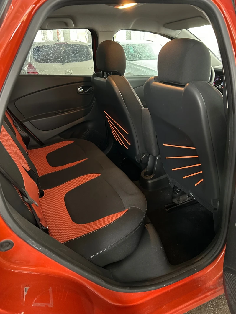 Renault Captur 0.900 i 90 кс, снимка 7 - Автомобили и джипове - 52998470