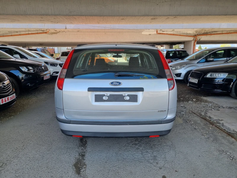 Ford Focus 1.6i, снимка 5 - Автомобили и джипове - 40540312