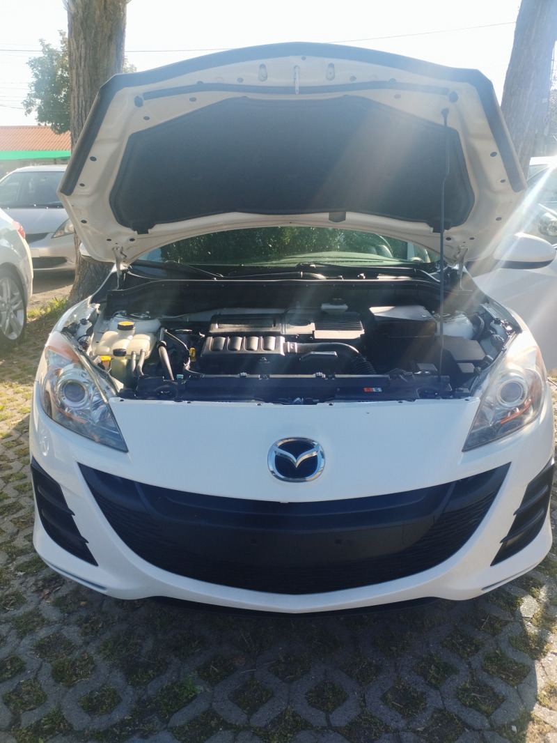 Mazda 3 1.6 бензин , снимка 9 - Автомобили и джипове - 46115498