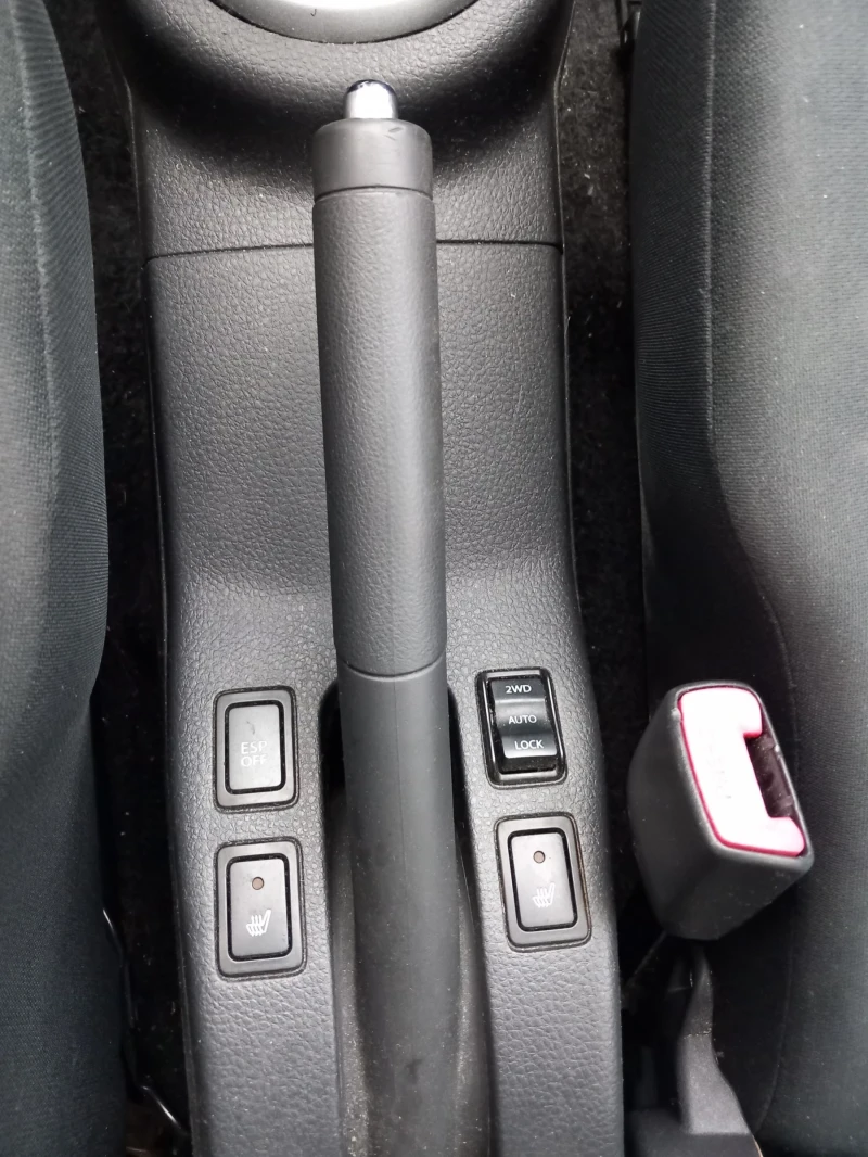 Suzuki SX4 1.6.   Gaz    4х4, снимка 13 - Автомобили и джипове - 52356996