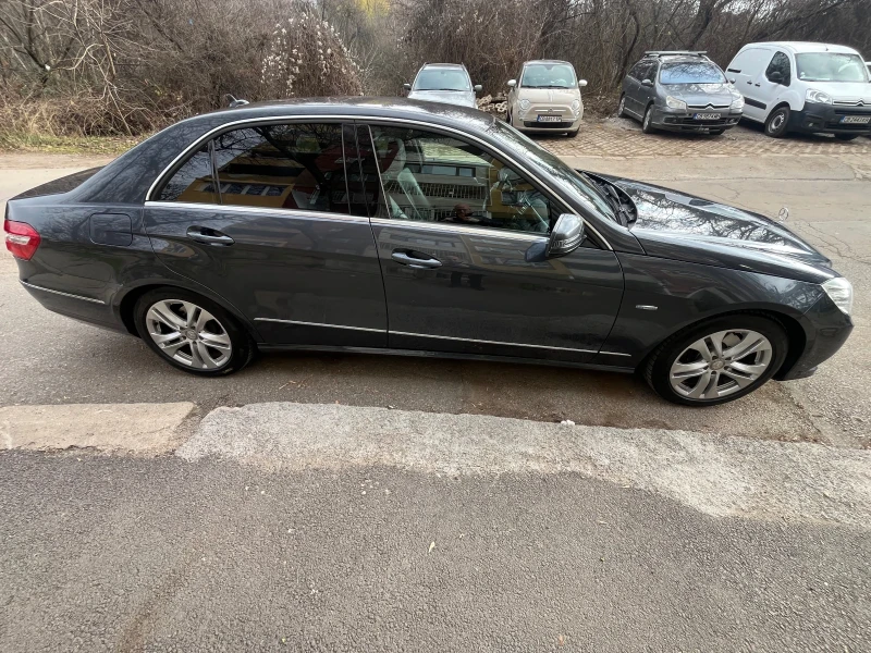 Mercedes-Benz E 350 Седан, снимка 9 - Автомобили и джипове - 52773770