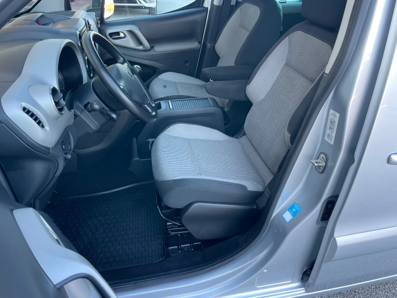 Peugeot Partner 1.6HDi 115к.с. FAMILY ПАНОРАМА ГЕРМАНИЯ, снимка 13 - Автомобили и джипове - 52789425