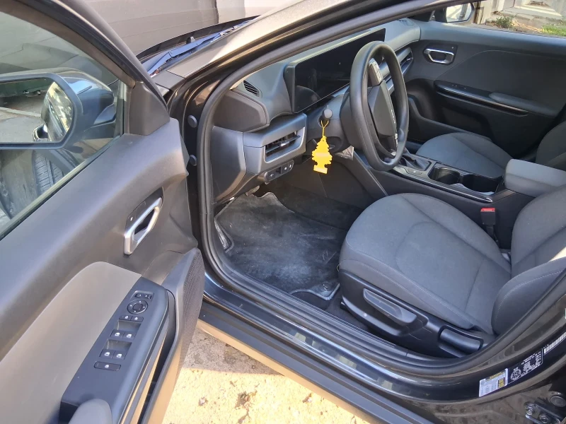 Kia K4 LX, снимка 9 - Автомобили и джипове - 52894510