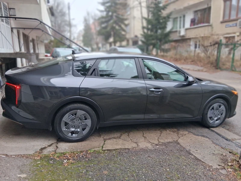 Kia K4 LX 2.0i  18 500км, снимка 4 - Автомобили и джипове - 52894510