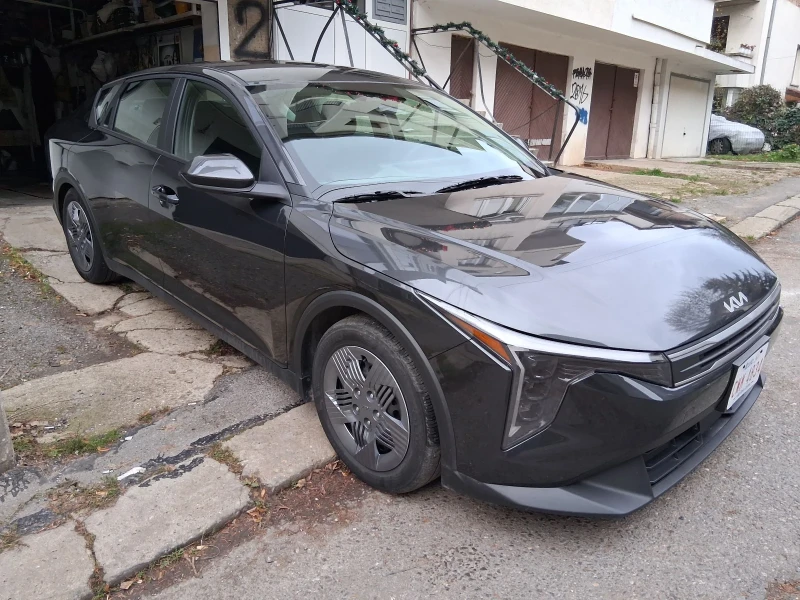 Kia K4 LX, снимка 3 - Автомобили и джипове - 52822518