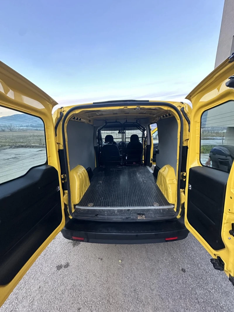Fiat Doblo 1.3 Multijet, снимка 8 - Автомобили и джипове - 52870203