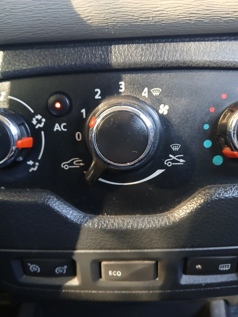 Dacia Lodgy, снимка 4 - Автомобили и джипове - 53231453