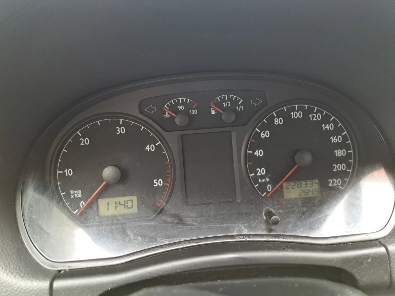 VW Polo, снимка 11 - Автомобили и джипове - 53263859