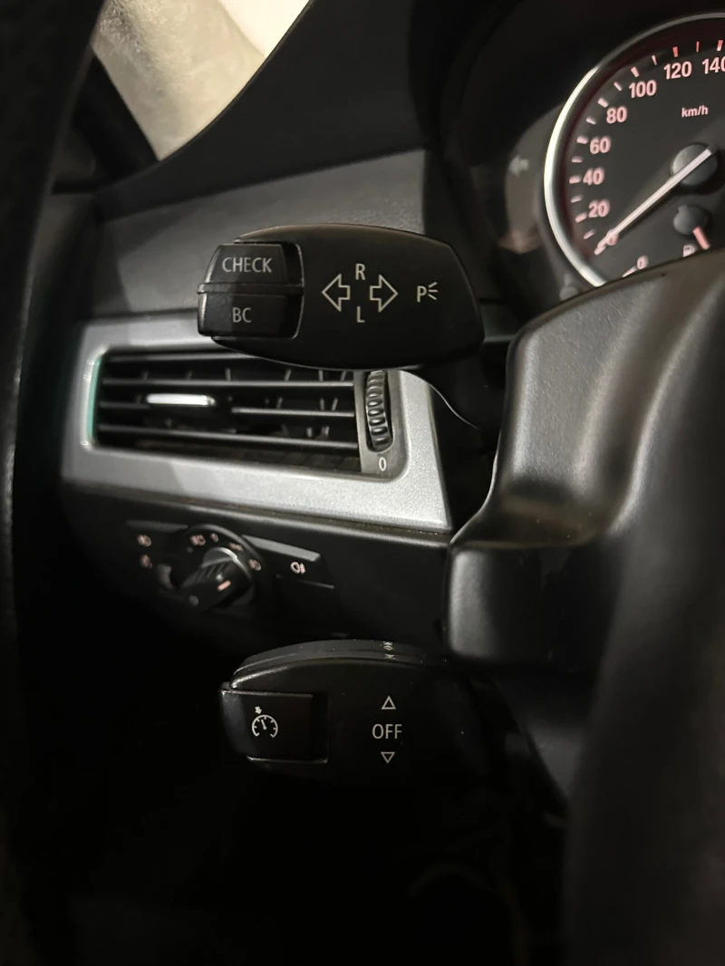 BMW 530 AUTO Facelift , снимка 10 - Автомобили и джипове - 53563583