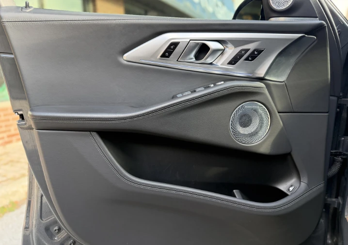 BMW XM *  | Mobile.bg   14