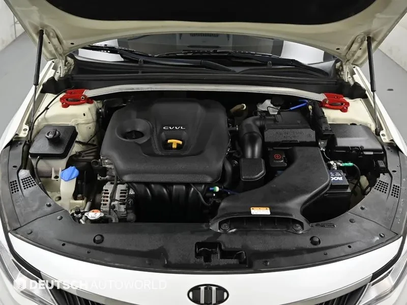 Kia K5 2.0 Noblesse - САМО 30% АВАНС, снимка 6 - Автомобили и джипове - 55796064
