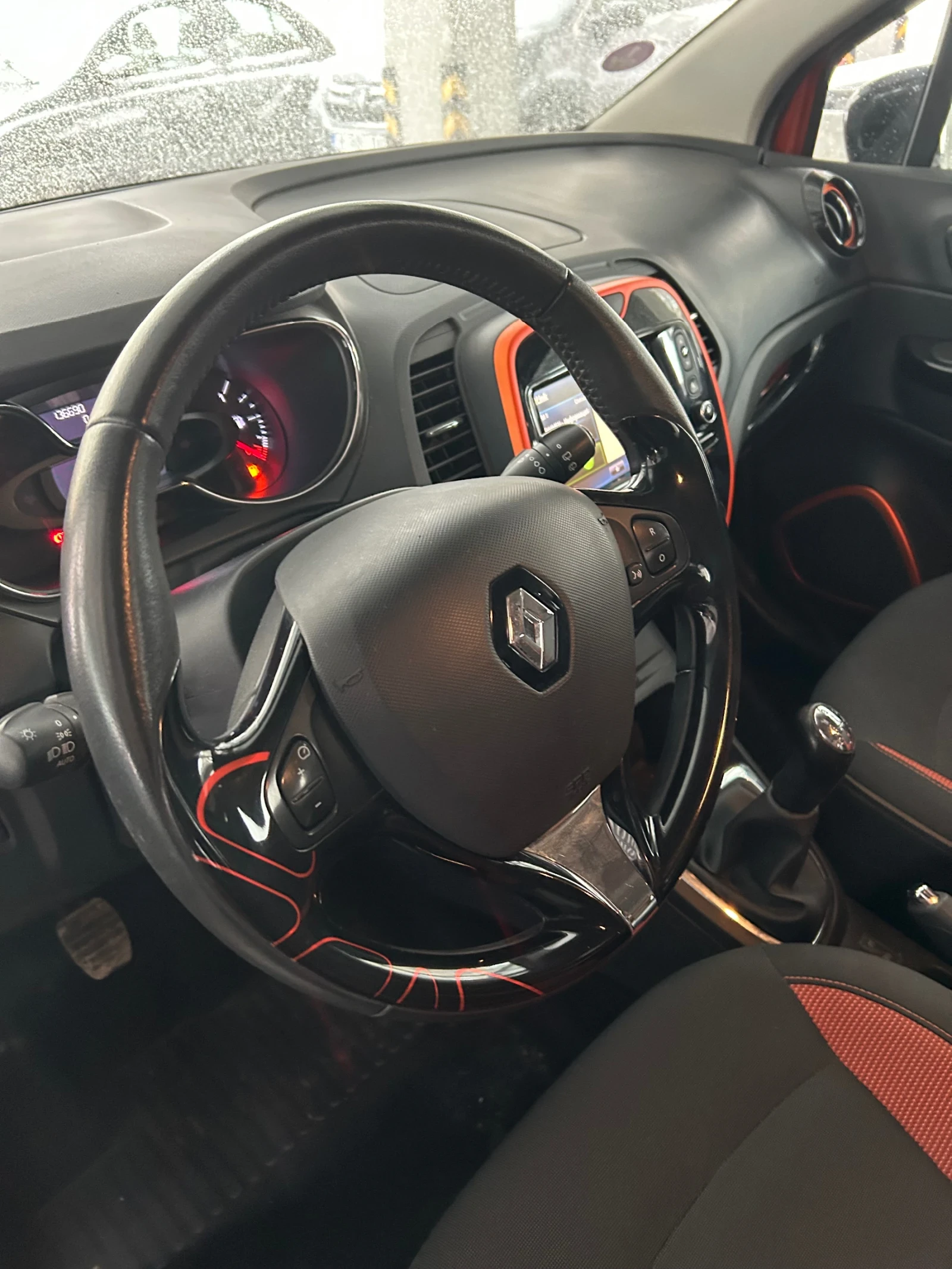 Renault Captur 0.900 i 90 �� | Mobile.bg � ����������� 14