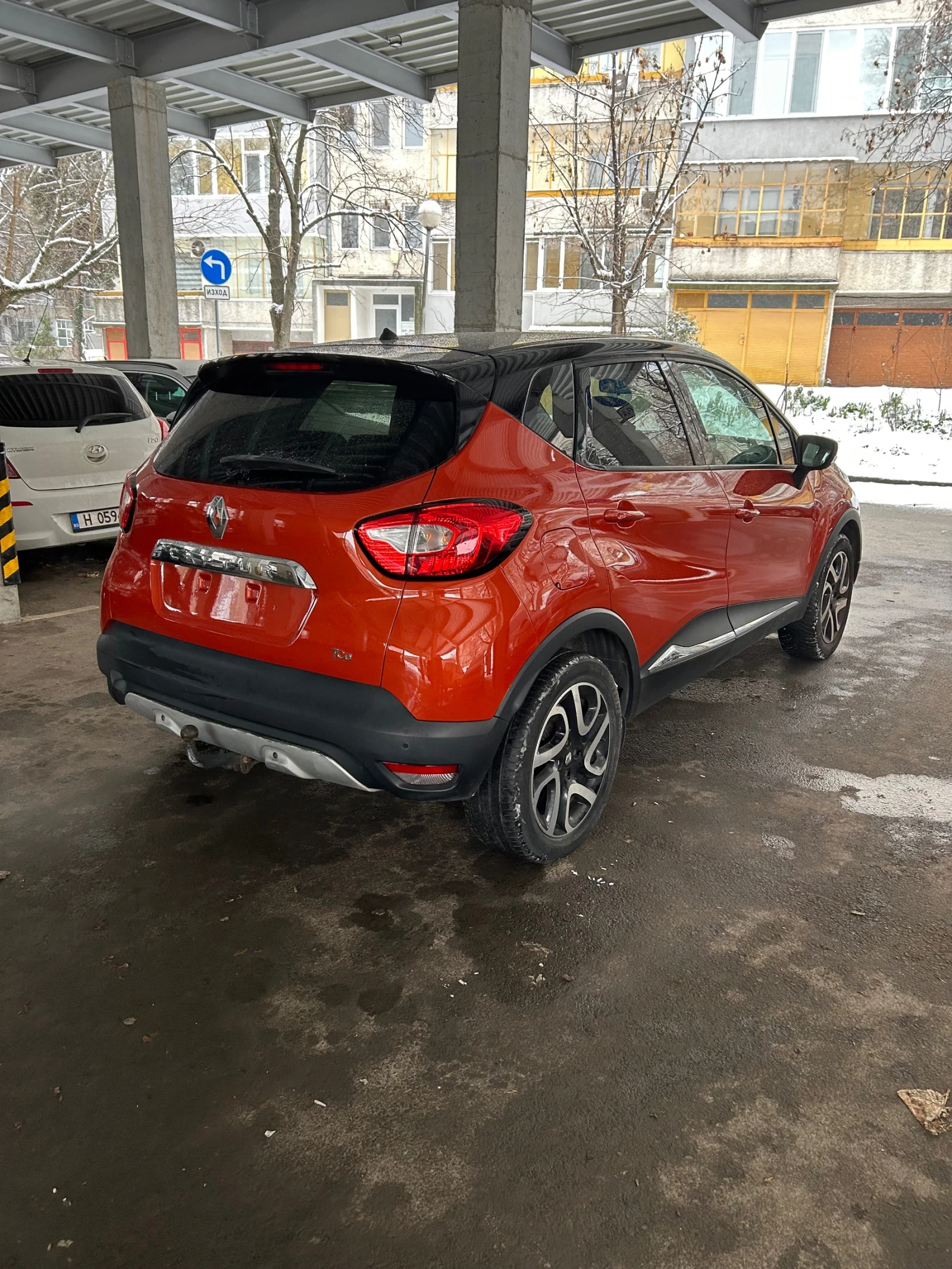 Renault Captur 0.900 i 90 кс - изображение 8
