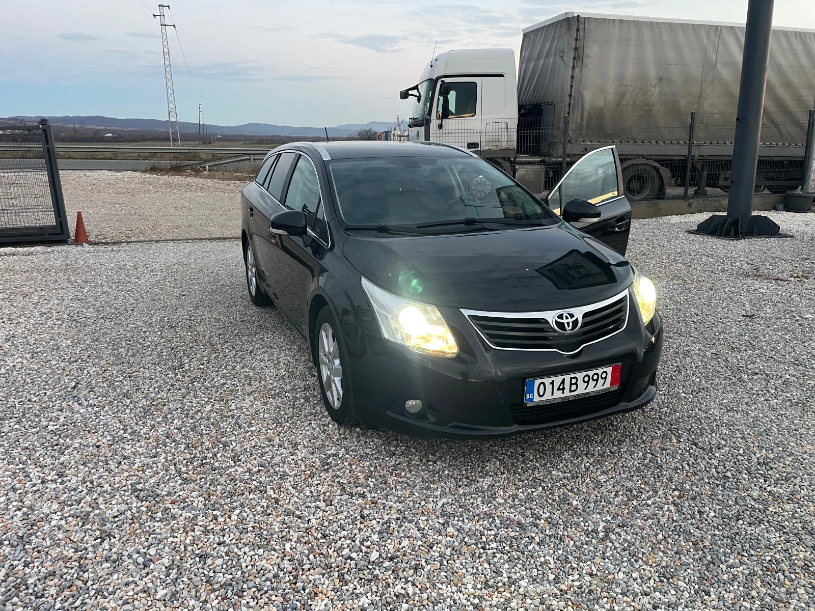 Toyota Avensis 2.0D4D 126кс ЕВРО 5  - изображение 5