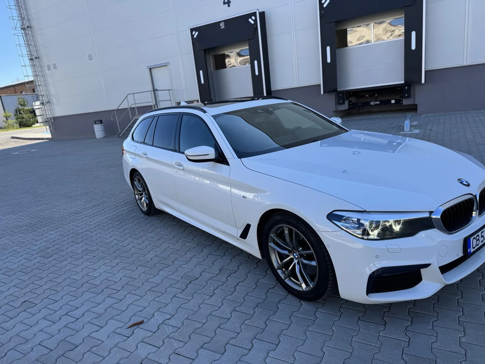 BMW 530 Touring Sport Line - изображение 2