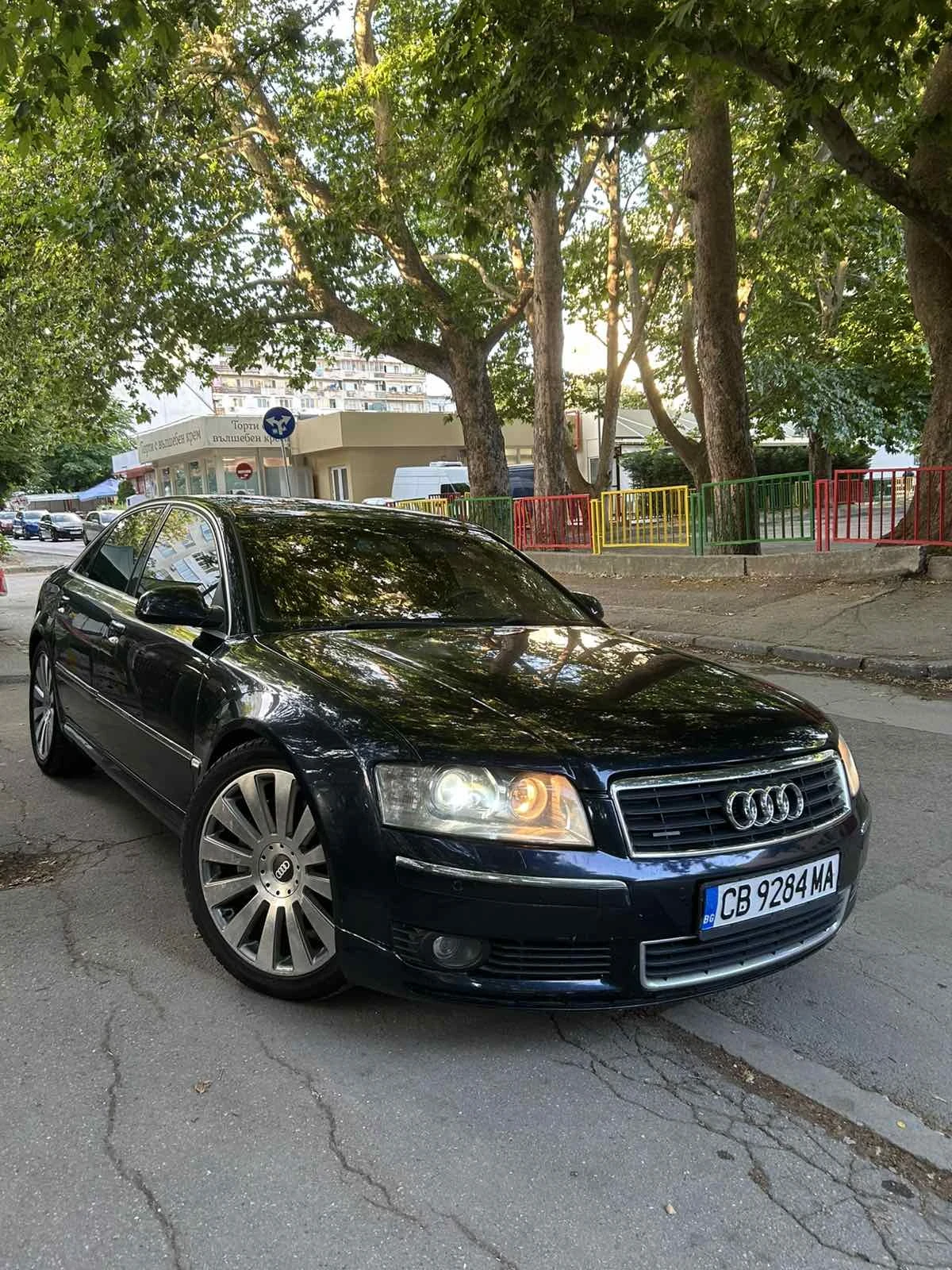 Audi A8 4.2 бензин/газ - изображение 4