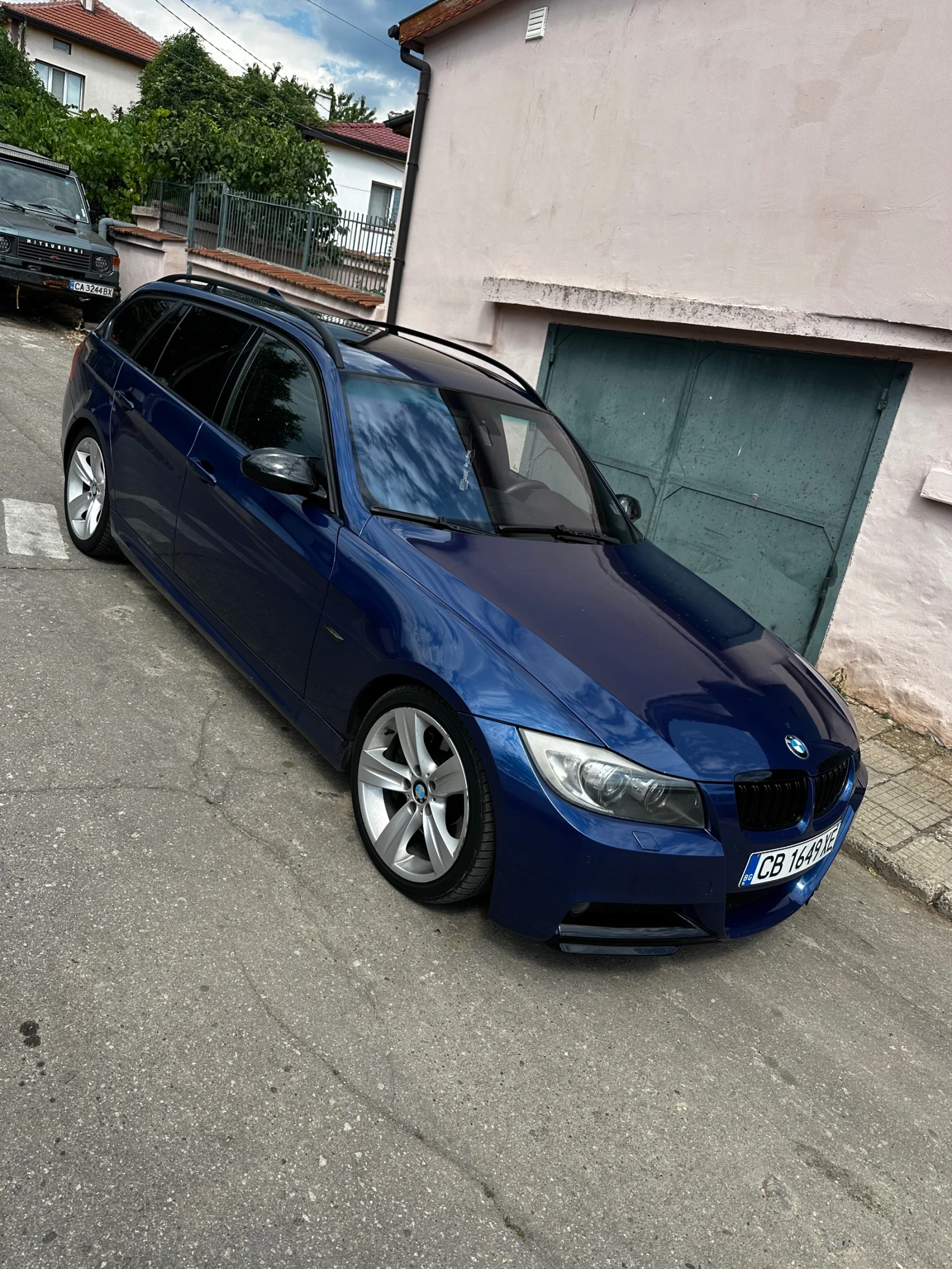BMW 335  - изображение 2