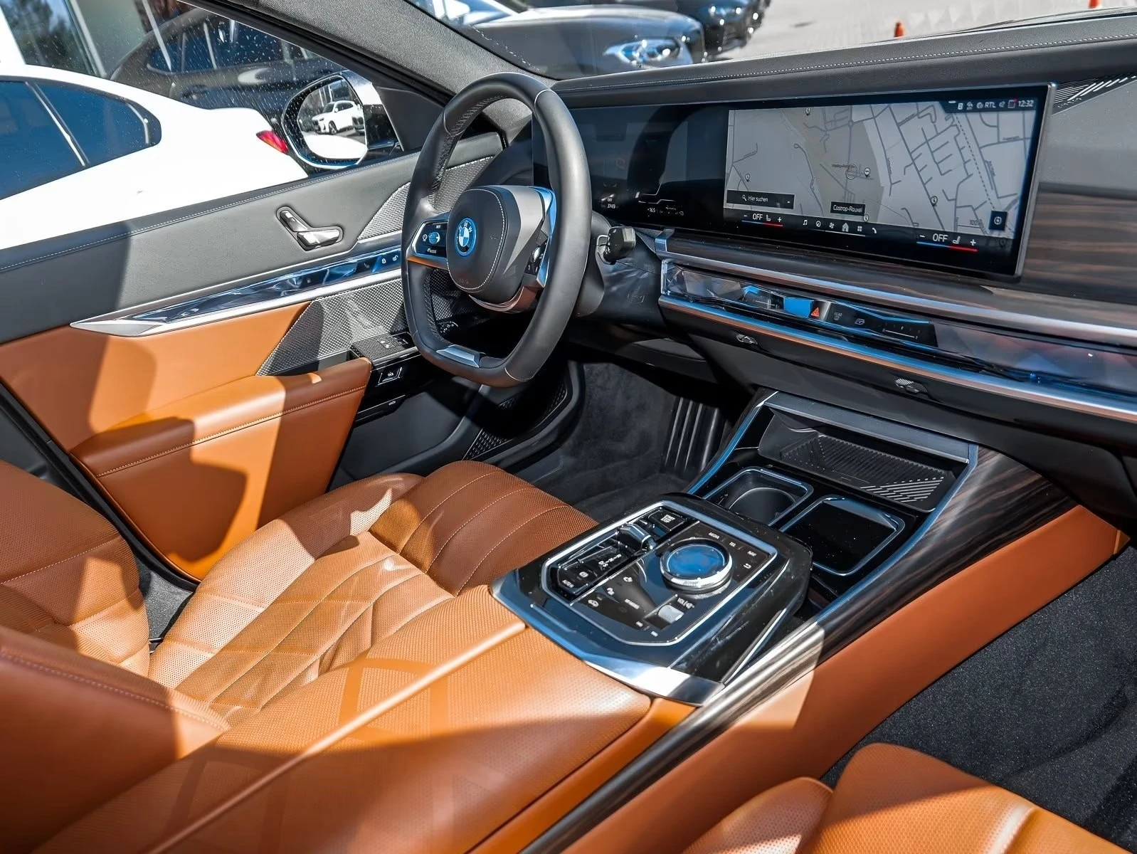 BMW 750 xDrive Integral DA Prof. PA Prof. HuD  - изображение 7