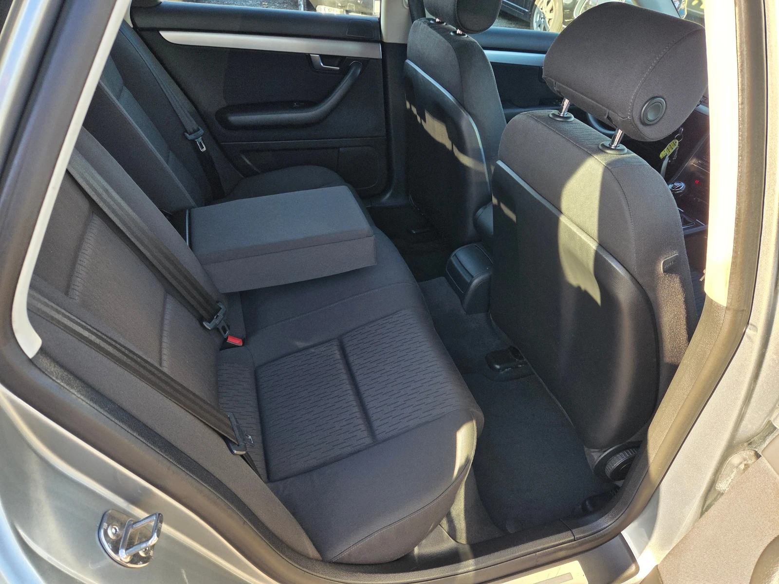 Audi A4 2.0tdi/Navi | Mobile.bg   10