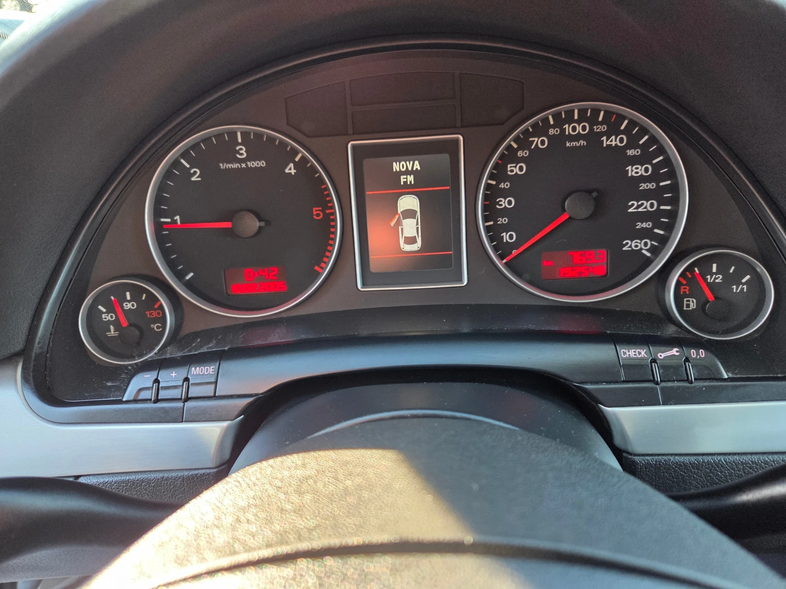 Audi A4 2.0tdi/Navi | Mobile.bg   15