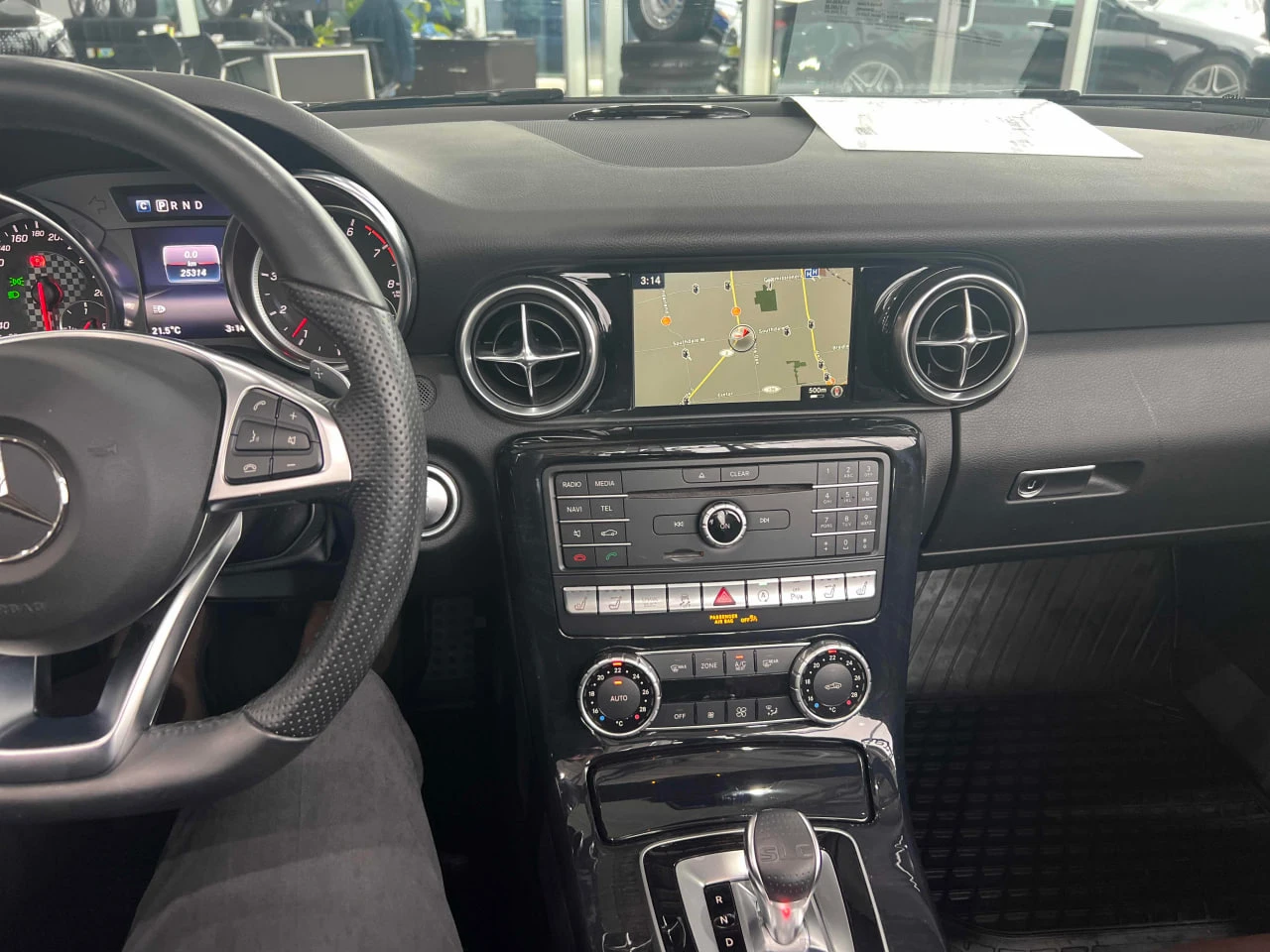 Mercedes-Benz SLC CARFAX* АВТОФИНАНСИРАНЕ БЕЗ ПЪРВОНАЧАЛНА ВНОСКА - изображение 9