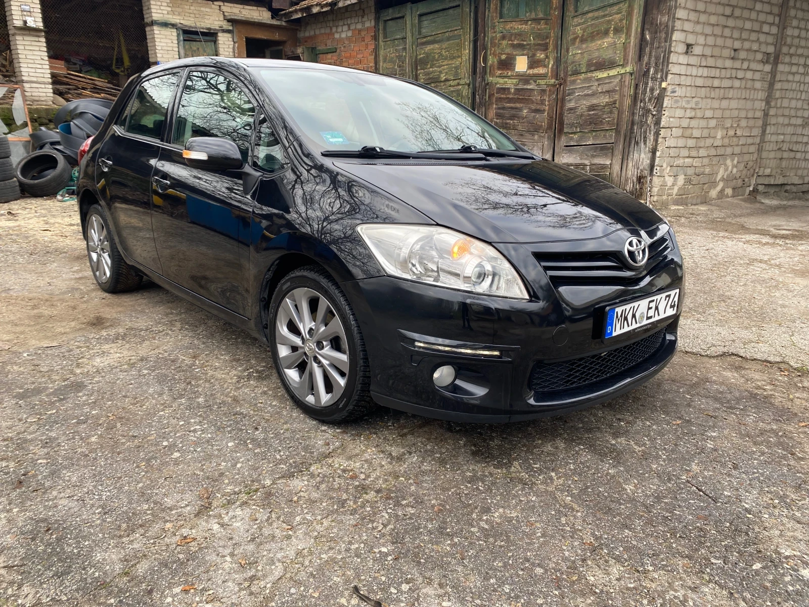 Toyota Auris 1.6 Executive  ���������  | Mobile.bg � ����������� 1