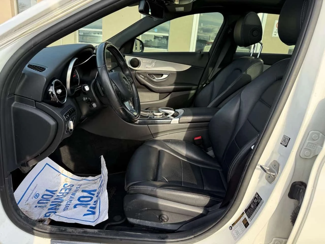 Mercedes-Benz C 300 * CARFAX * ЦЕНА ДО БГ, снимка 8 - Автомобили и джипове - 53974539