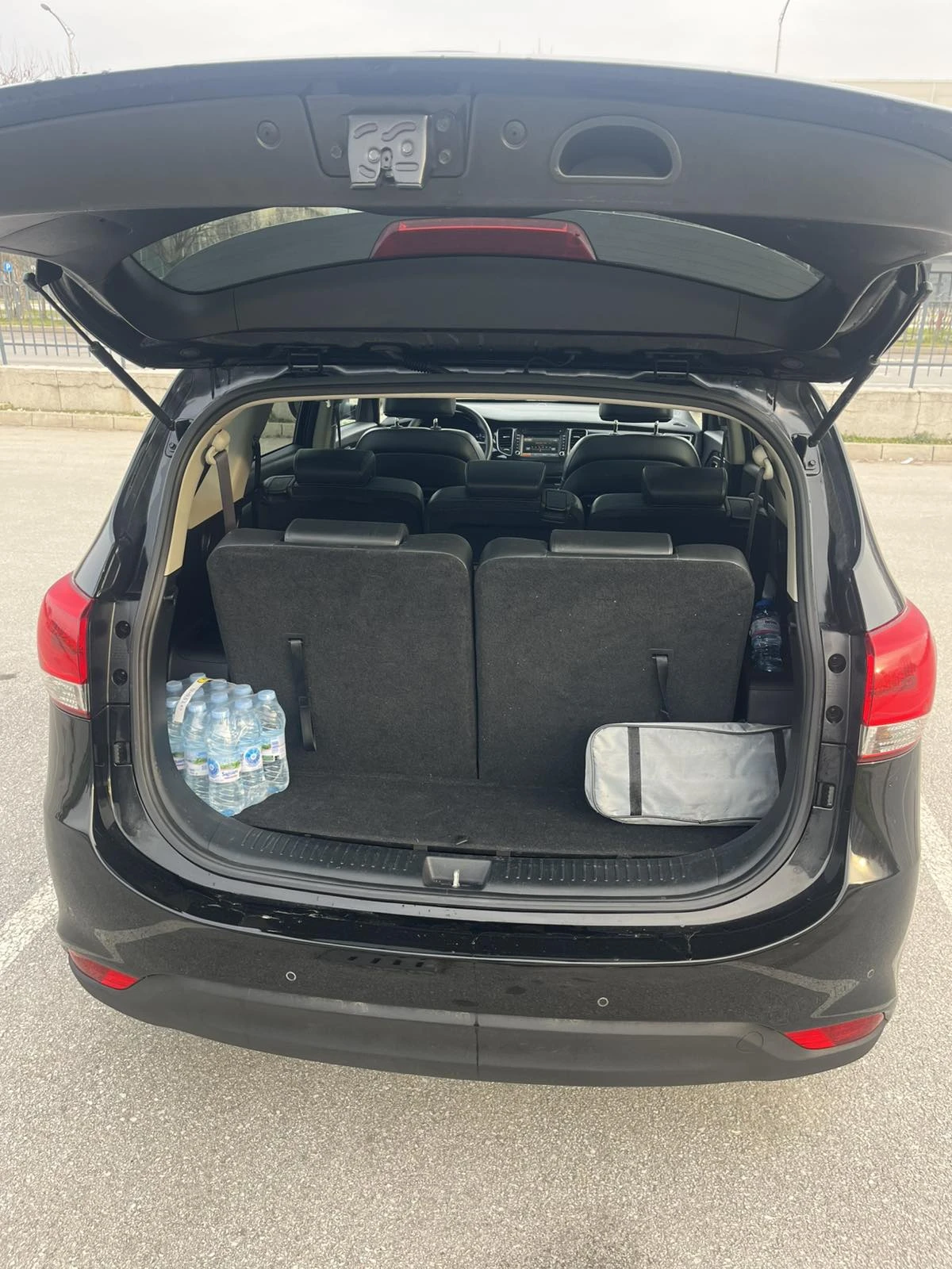 Kia Carens, снимка 6 - Автомобили и джипове - 53977553