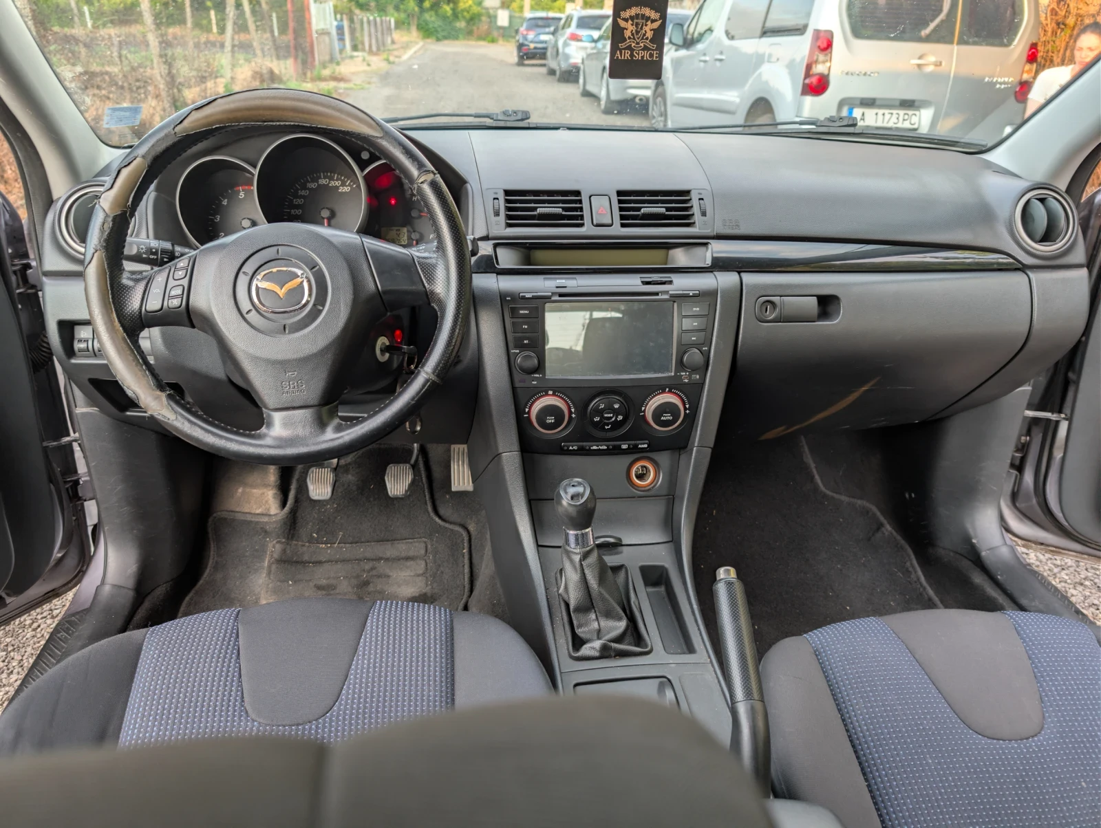 Mazda 3, снимка 15 - Автомобили и джипове - 55192356