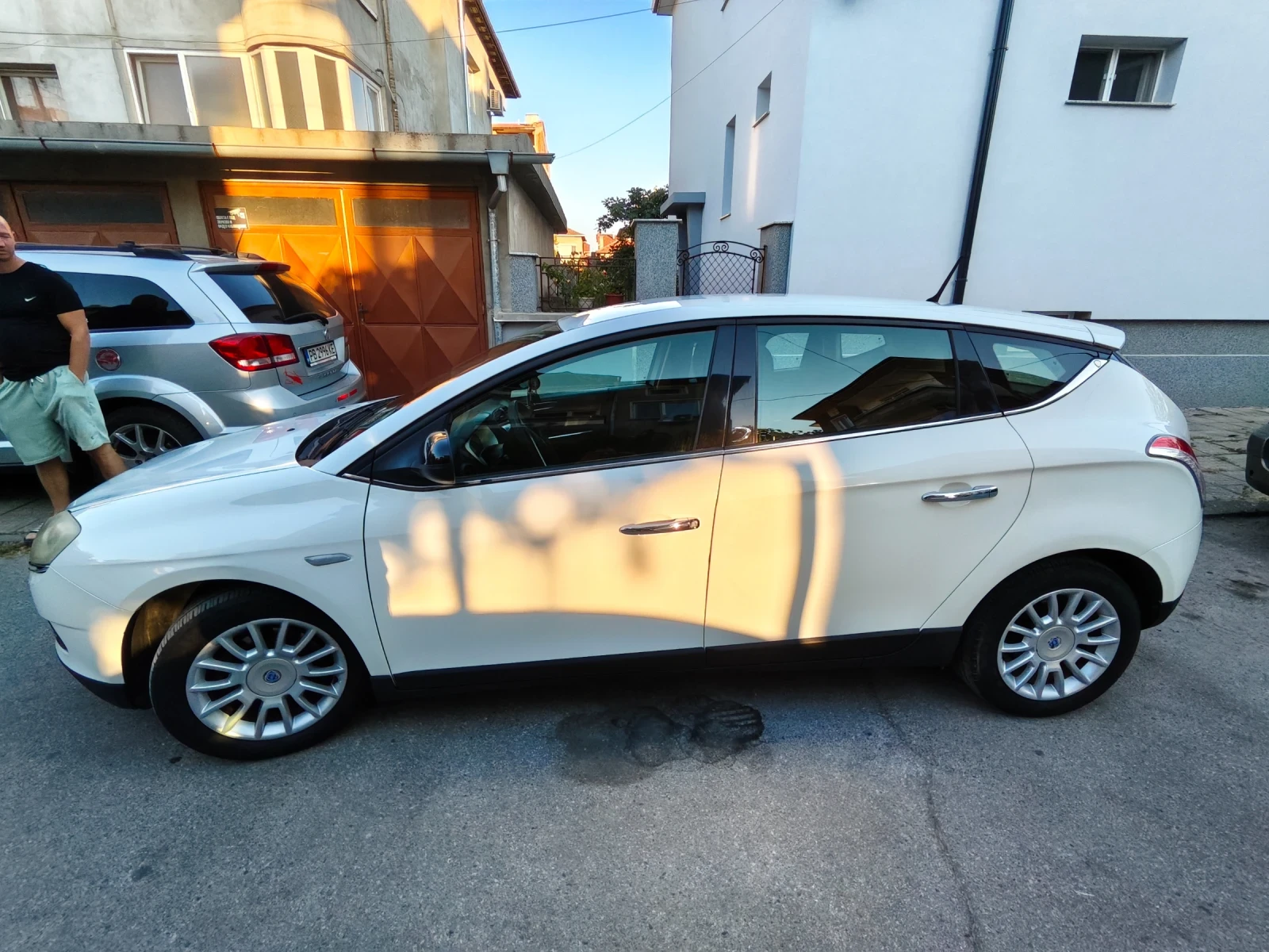 Lancia Delta LPG, снимка 2 - Автомобили и джипове - 55702342