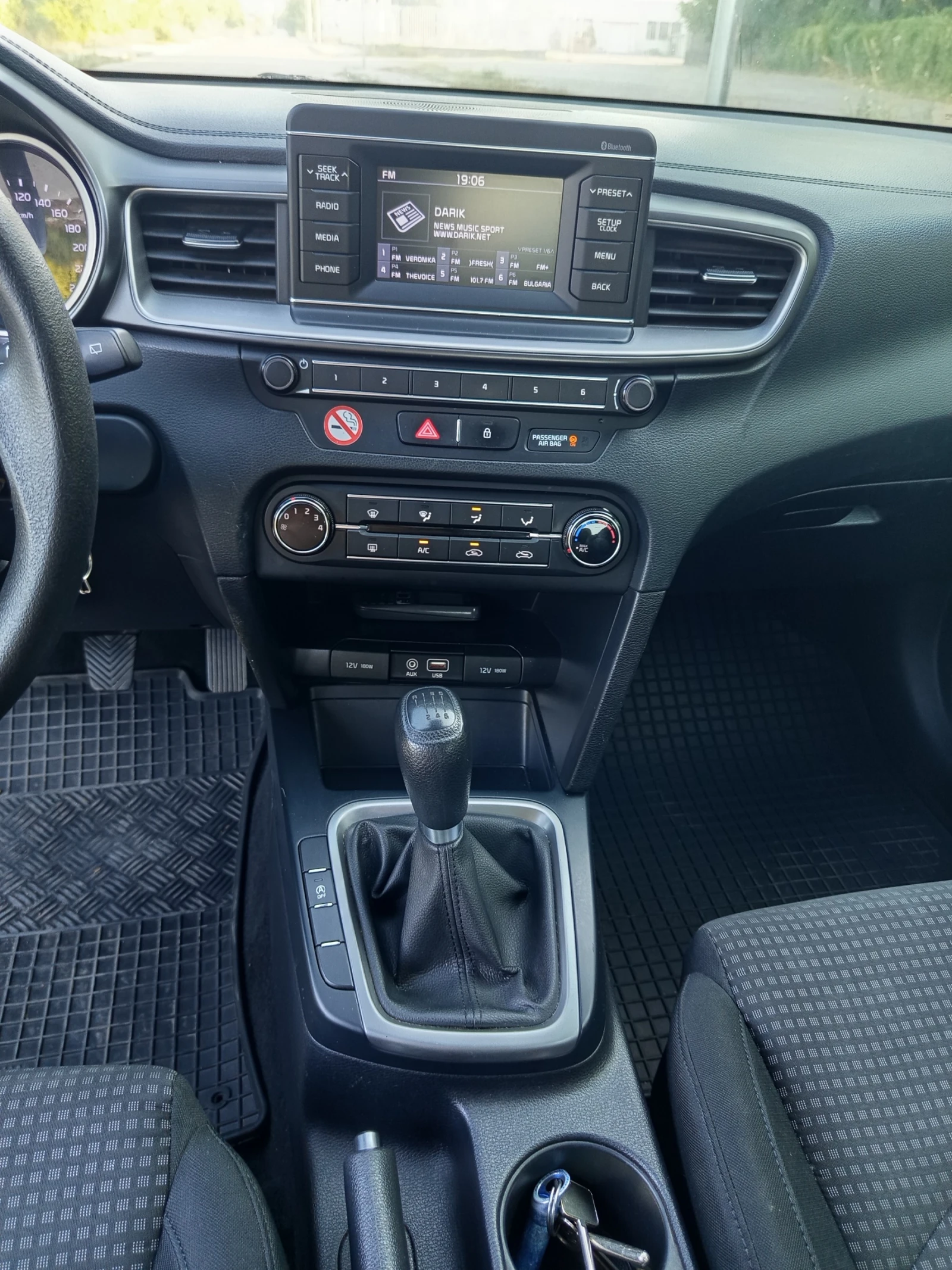 Kia Ceed, снимка 11 - Автомобили и джипове - 56180012