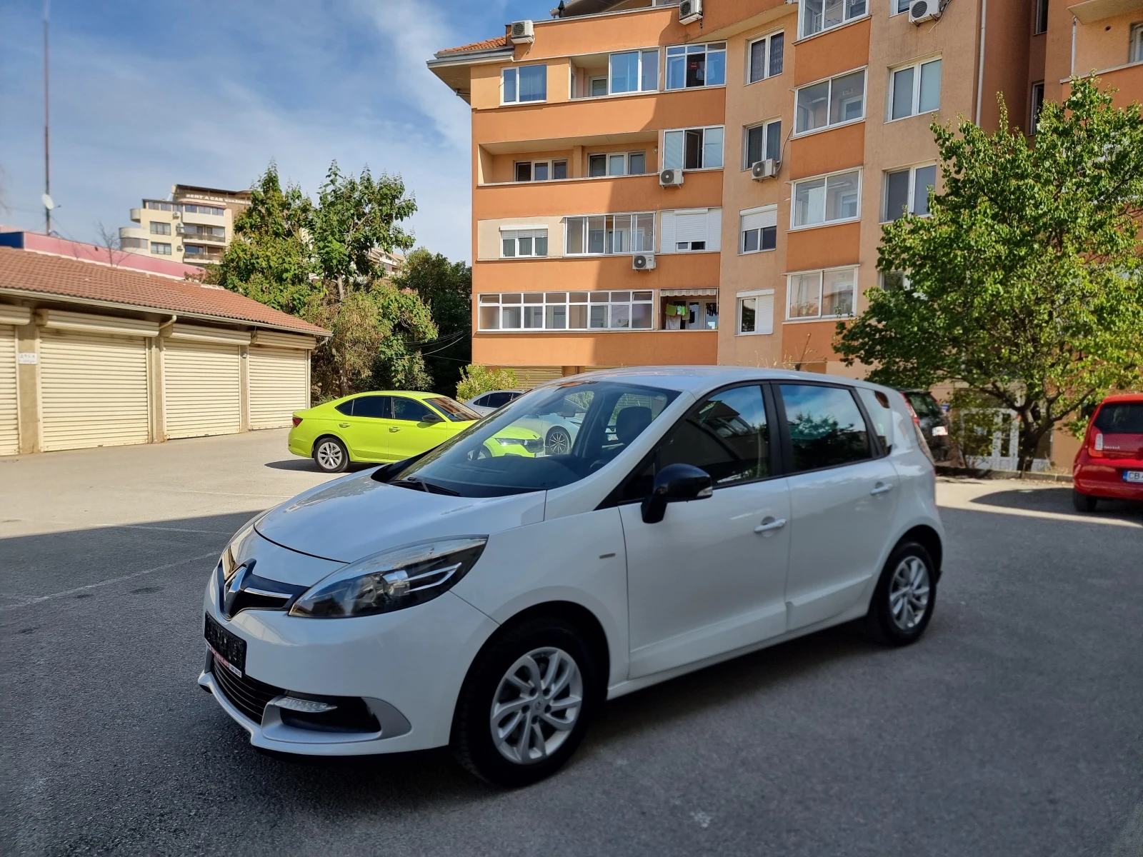 Renault Scenic 1.5dci* X-Mode* Limited , снимка 2 - Автомобили и джипове - 56234953