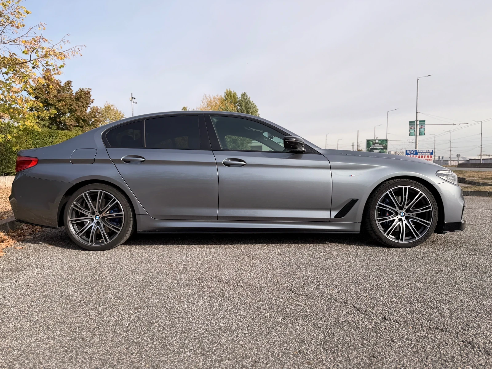 BMW 530 d RWD, снимка 4 - Автомобили и джипове - 56576838