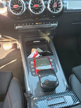 Mercedes-Benz GLB 200, снимка 9