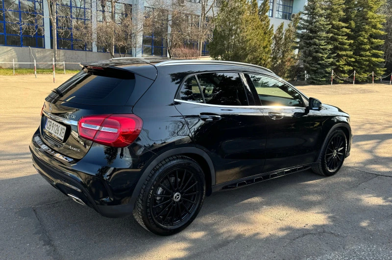 Mercedes-Benz GLA 220 Mercedes-B enz GLA 220 AMG Premium| 4 MATIC, снимка 2 - Автомобили и джипове - 47442479