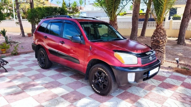 Toyota Rav4, снимка 2 - Автомобили и джипове - 47190546