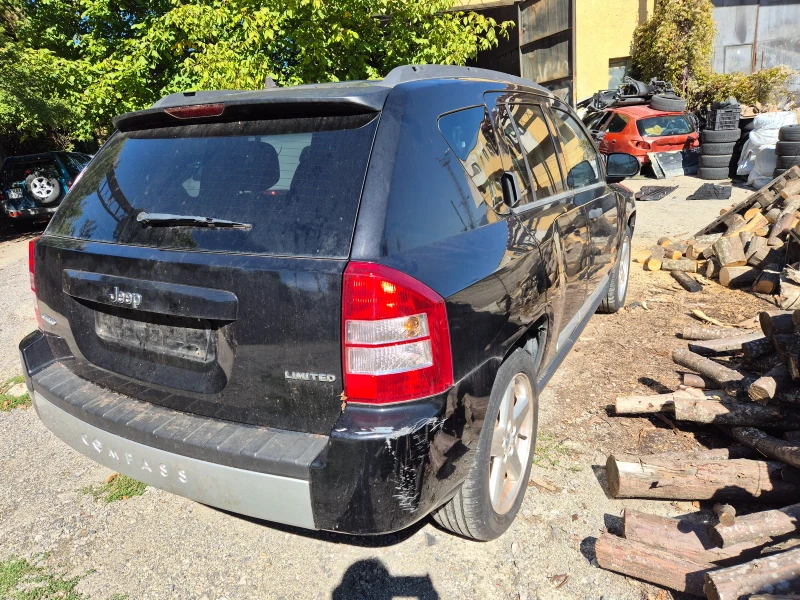 Jeep Compass 2.0 TDI 4x4, снимка 3 - Автомобили и джипове - 47430300