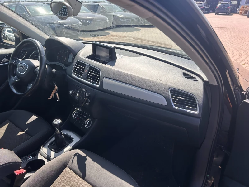 Audi Q3 2.0TDI NAVI EURO 5, снимка 10 - Автомобили и джипове - 51643566