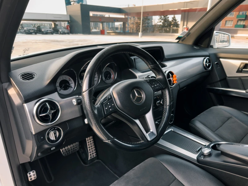 Mercedes-Benz GLK 220CDI 4-MATIC, снимка 11 - Автомобили и джипове - 52929985