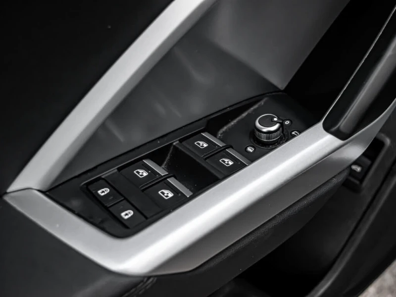 Audi Q3 45 TFSI* Quattrо* АвтоКреди* (ЦЕНА ДО БГ), снимка 9 - Автомобили и джипове - 52979498