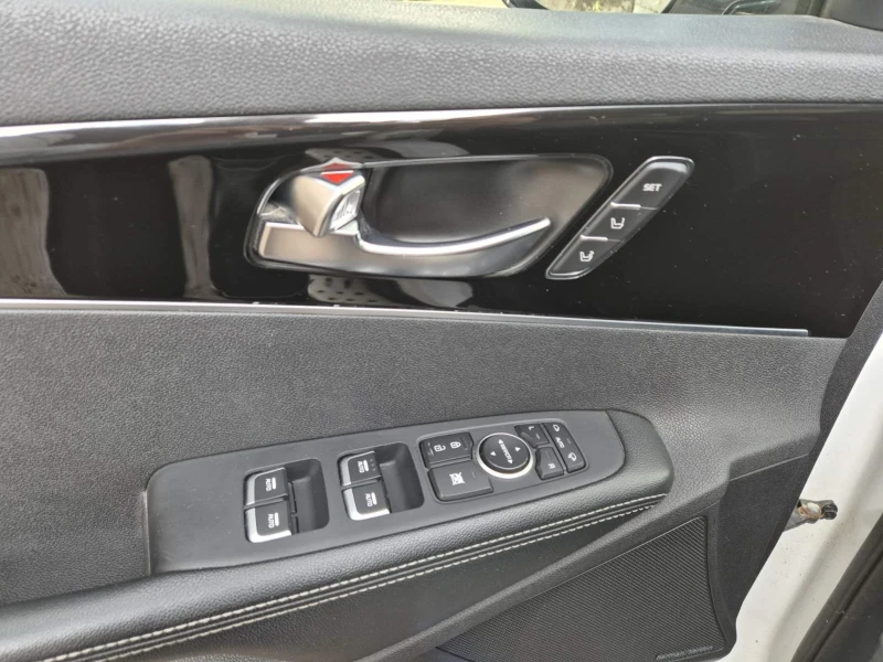 Kia Sorento GT, снимка 9 - Автомобили и джипове - 53024929
