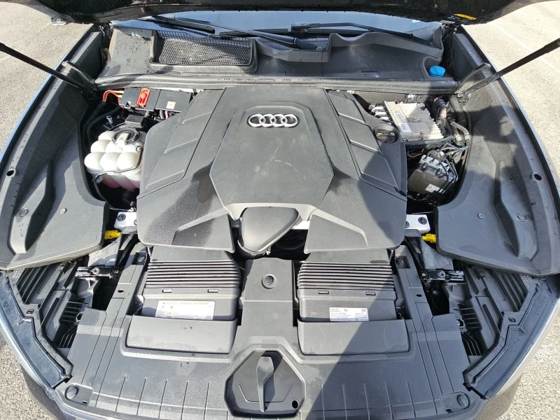 Audi Q8 PREMIUM 55 TFSI QUATTRO , снимка 15 - Автомобили и джипове - 53095494