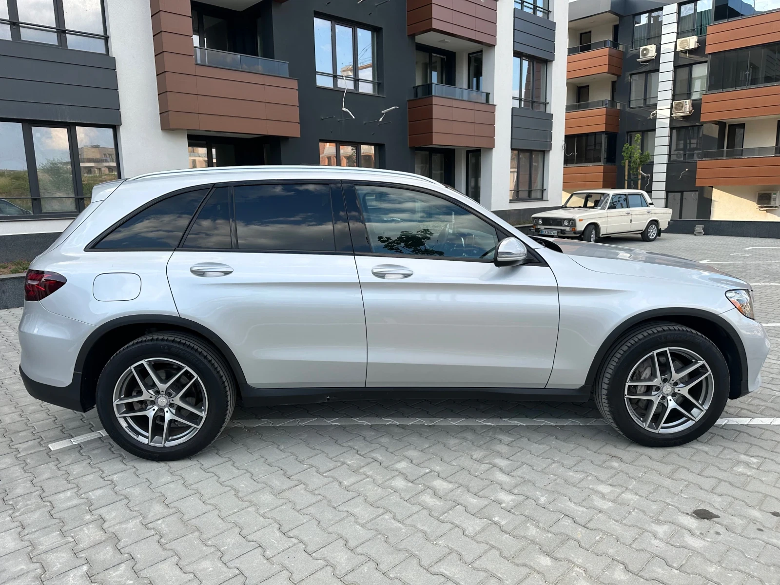 Mercedes-Benz GLC 300 AMG - изображение 8