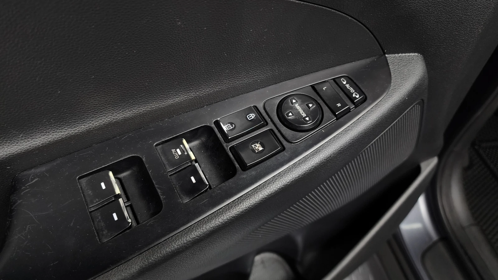 Hyundai Tucson 2.0 2WD MODERN | Mobile.bg   17